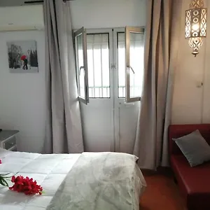 H Juan Affittacamere Marbella